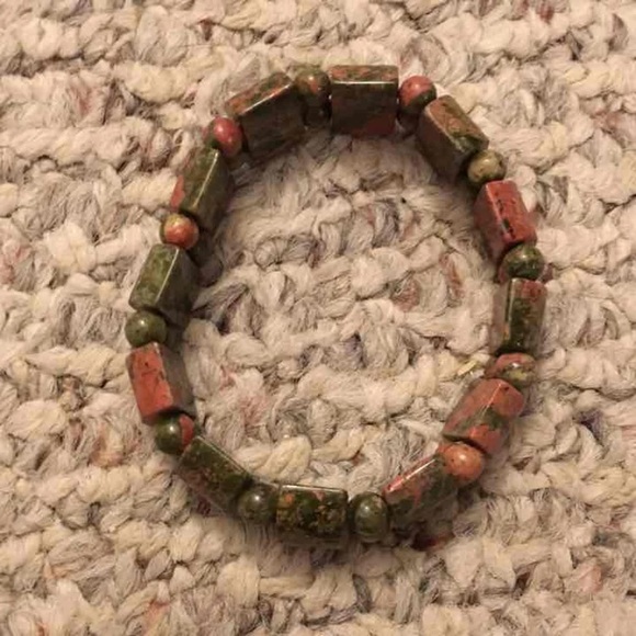 Stone Jewelry Set - Picture 2 of 4